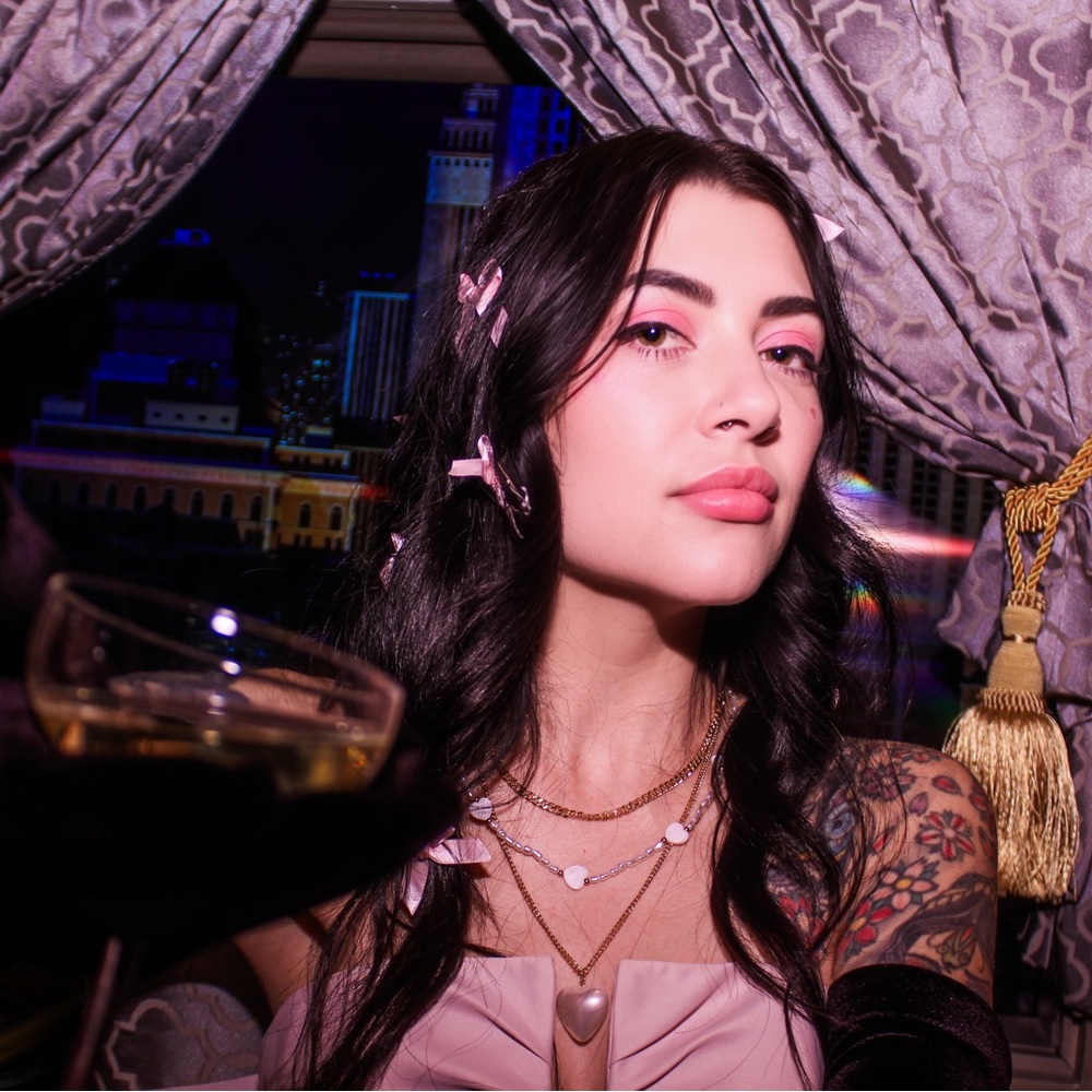 Meet your Posher, Hannah